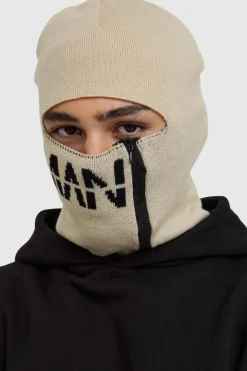 Man Dash Zip Detail Face Covering