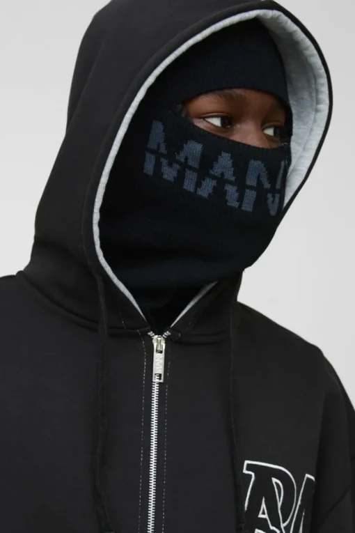 Man Dash Zip Detail Face Covering