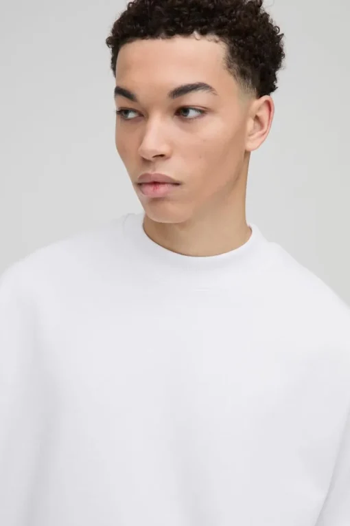 Man Oversized Extended Neck Heavy Interlock Ribbed Cuff T-shirt