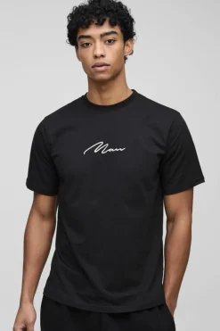 Man Signature Embroidered T-shirt