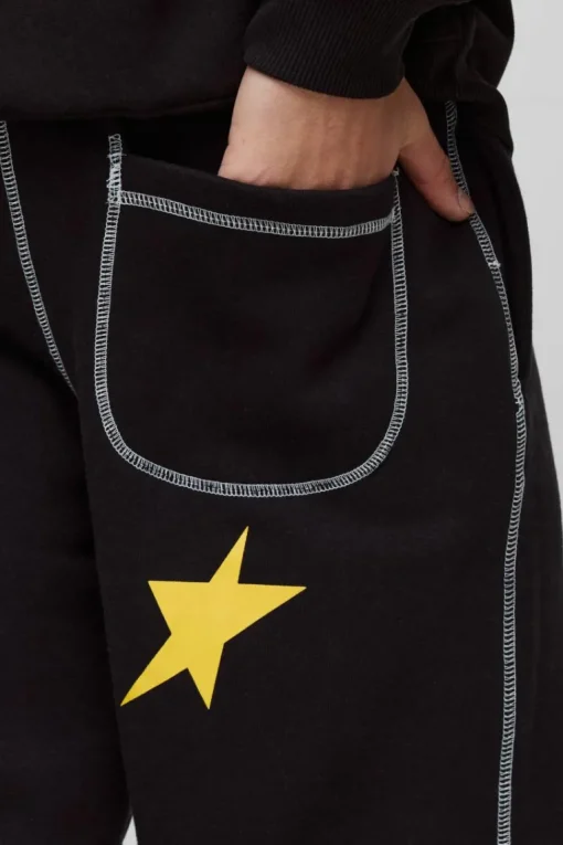 Oversized Contrast Stitch Star Cuffed Jogger