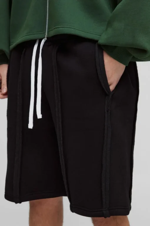 Oversized Exposed Seam Short