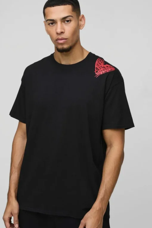 Oversized Graffiti Heart Print T-Shirt
