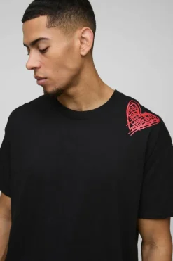 Oversized Graffiti Heart Print T-Shirt