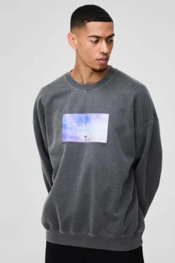 Oversized Sky Box Graphic Washed Sweatshirt