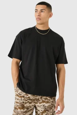 Oversized Worldwide Dog Graphic T-shirt