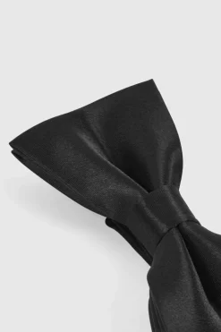 Plain Bow Tie