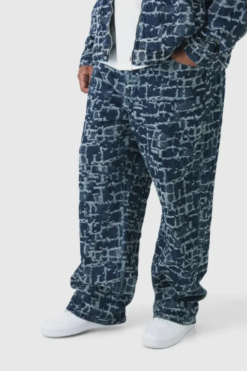 Plus Distressed Tapestry Relaxed Fit Denim Jeans