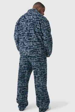 Plus Distressed Tapestry Relaxed Fit Denim Jeans
