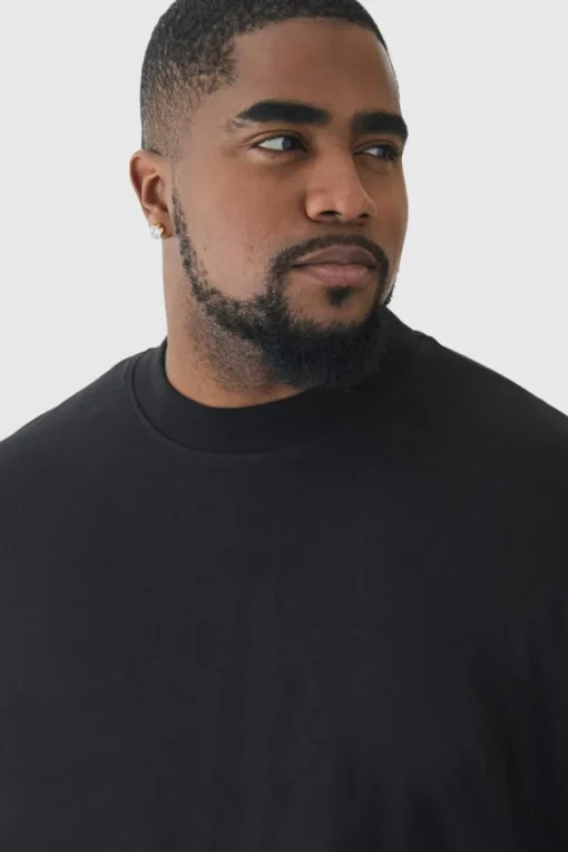 Plus Oversized Extended Neck Basic T-Shirt