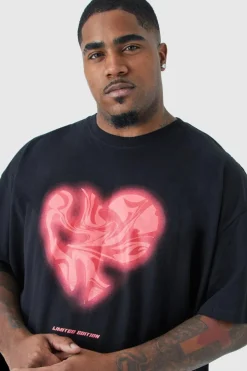 Plus Oversized Marble Heart Graphic T-shirt