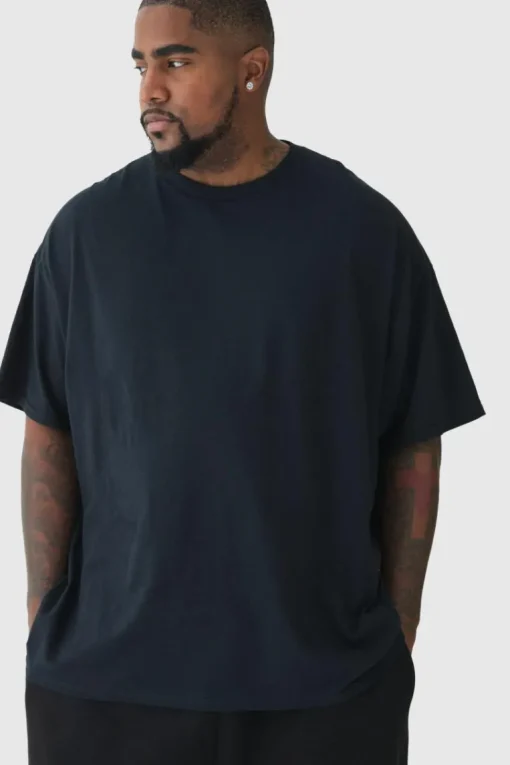 Plus Pokemon Charizard License Back Print T-shirt
