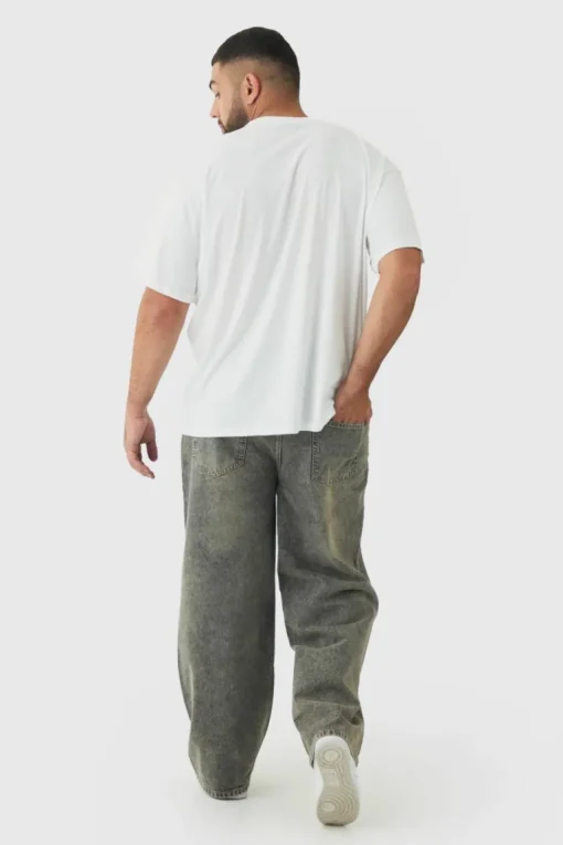 Plus Relaxed Fit Jeans