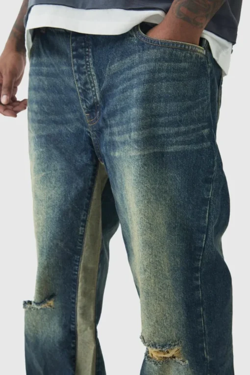 Plus Relaxed Rigid Flare Knee Rip Jeans