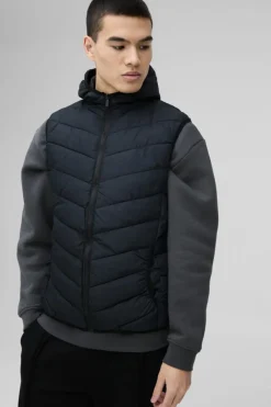 Quilted Zip Through Hooded Gilet In Black
