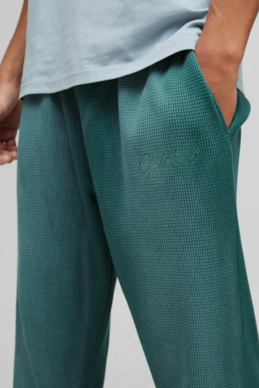 Regular Fit Spray Wash Heavy Waffle Embroidered Split Hem Jogger