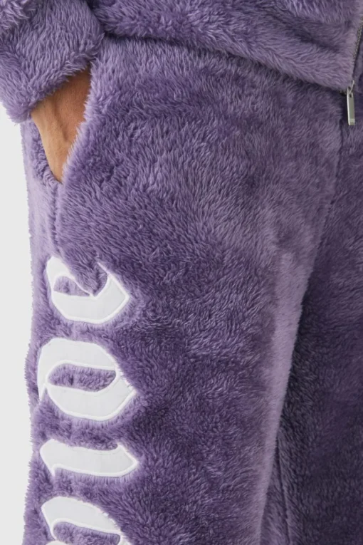 Regular Fit Worldwide Large Applique Teddy Borg Joggers
