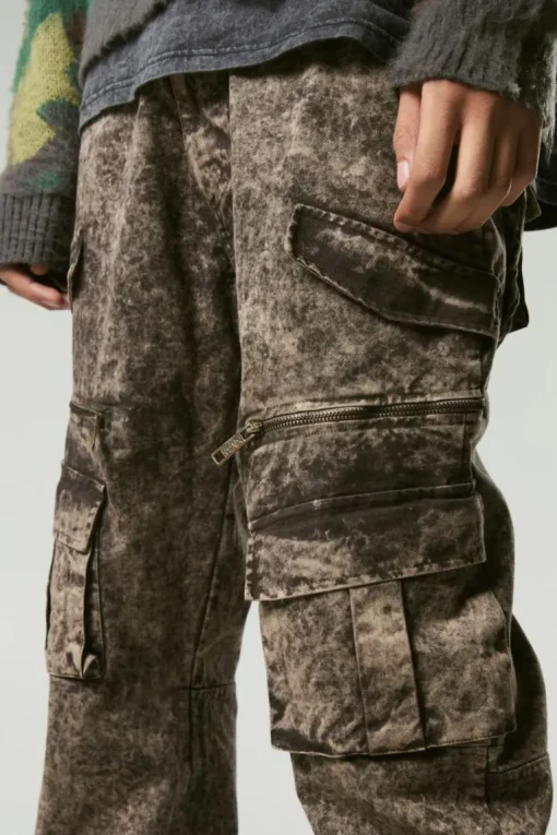 Relaxed Flared Heavy Washed Cargo Trousers