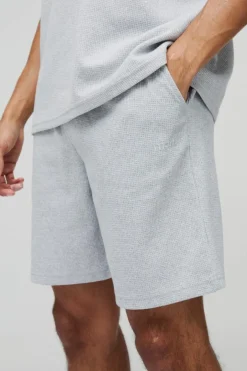 Relaxed Man Embroidered Waffle Shorts