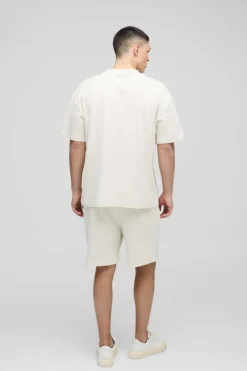 Relaxed Man Embroidered Waffle Shorts
