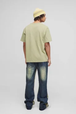Relaxed Rigid Flare Knee Ripped Denim Jeans