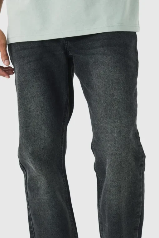 Relaxed Rigid Jean In Washed Black