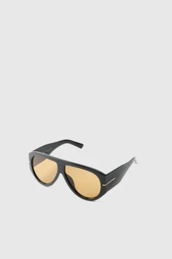 Retro Gold Detail Sunglasses in Black