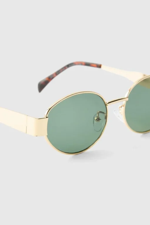 Retro Sunglasses In Gold
