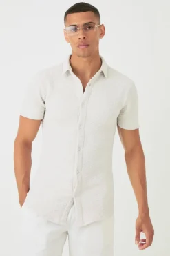 Short Sleeve Geo Muscle Fit Shirt
