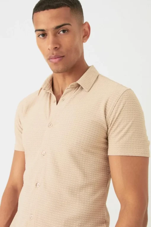 Short Sleeve Honeycomb Muscle Fit Shirt