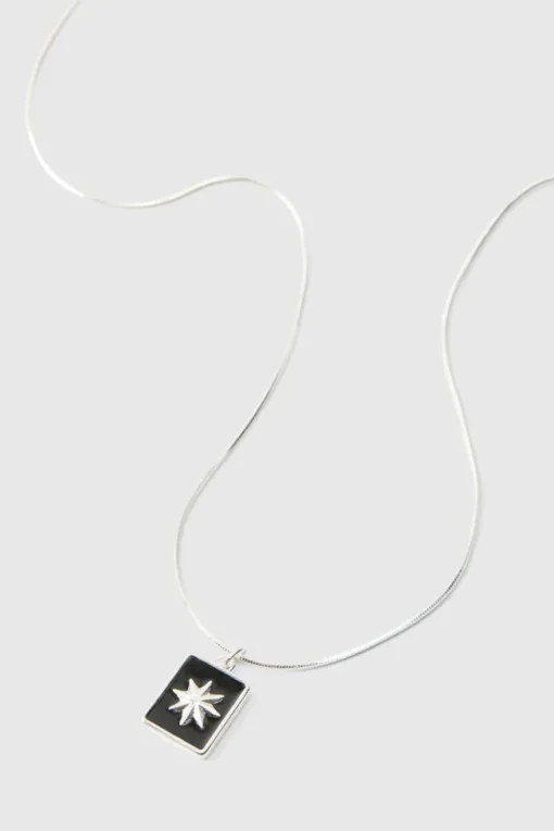 Silver Pendant Necklace