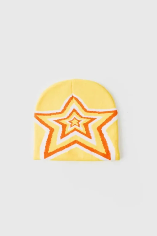 Star Graphic Beanie in Yellow