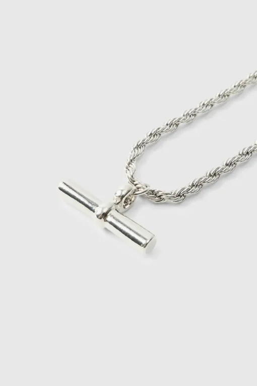 T Bar Pendant Necklace In Silver