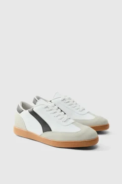 Trainer With Panel Detail In PU