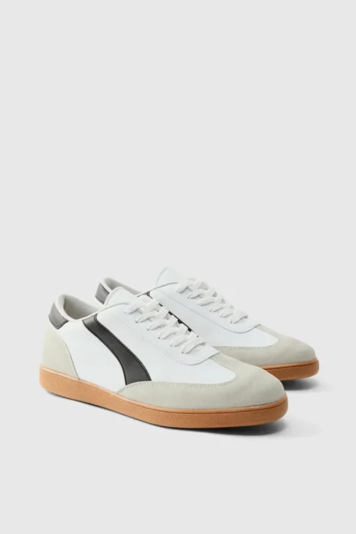 Trainer With Panel Detail In PU