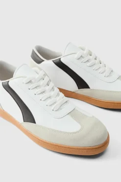Trainer With Panel Detail In PU