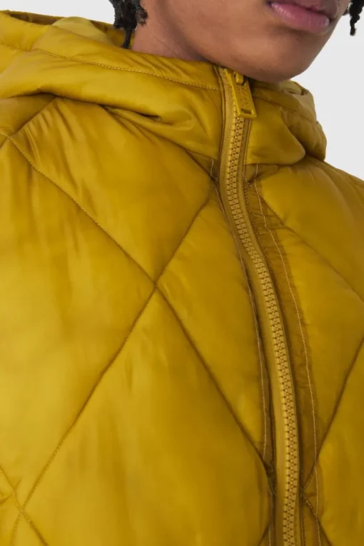 Washed Seam Hooded Quilted Gilet In Yellow